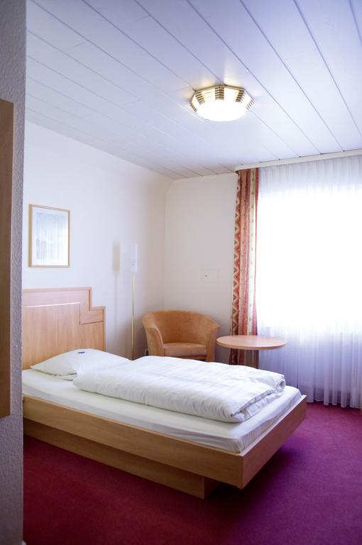 Hotel Am Schloss Darmstaedter Hof Bad Homburg vor der Höhe Quarto foto